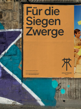 Apollo-Theater Siegen Plakatkampagne 2022, Motiv „Für die Siegen Zwerge“ 