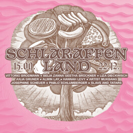 Alternative Gestaltung des Posters zur Ausstellung ‚Schlaraffenland‘ im Dortmunder Kunstverein von Ten Ten Team. Die Illustration variiert mit neuen Kompositionen von Speisen, darunter Meeresfrüchte, Wein und weitere kulinarische Elemente. Typografie und Layout bleiben an das Hauptmotiv angelehnt. 